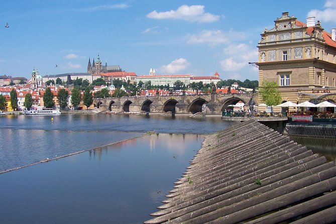 1 hour Prague Panoramic Vltava River sightseeing Cruise - What the cruise route really shows you