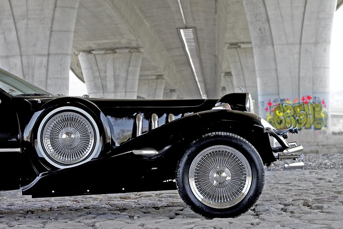 1 hour ride in vintage limousine - Champagne on Board: The Small Luxury That Changes Everything