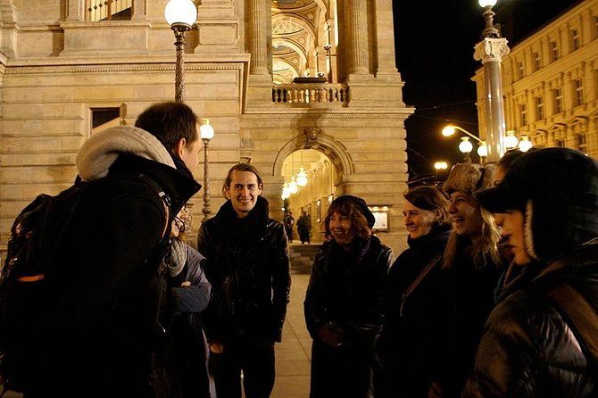 3-hour Prague by Night Walking Tour - Prague Castle at Night: The Panoramic Payoff