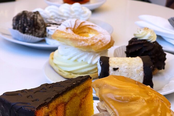 3 Hours Food Tour in Prague Retro - Uhelný trh finish: Moravian wine and Old Town energy