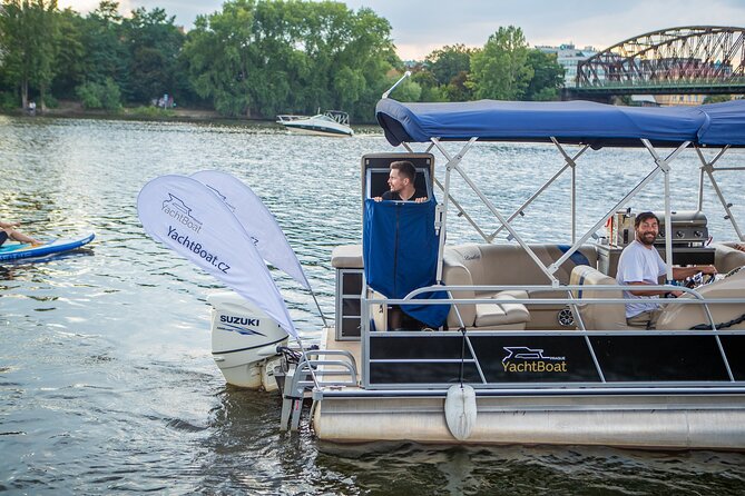 3 Hours Prague Private Boat Cruise Beer or Prosecco Unlimited - Price and value: how much is this really per person?