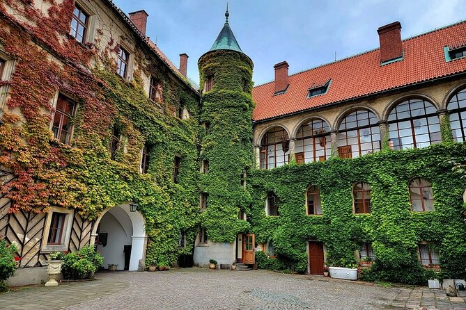 3 in 1 Tour Brewery & Castle in Bohemian Paradise Unesco Geopark - Prachov Rocks: sandstone labyrinths, steep stairs, and big views