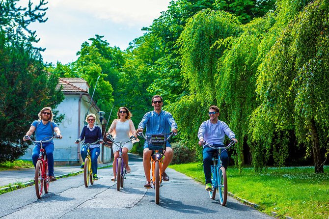 7 BEST VIEWS - PRAGUE eBIKE TOUR - Nerudova to Petrin Park, Riding to Cable-Car Views