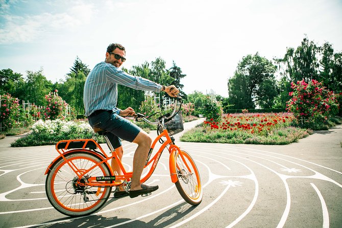 7 BEST VIEWS - PRAGUE eBIKE TOUR - Small-Group Format, Why 10 Riders Matters