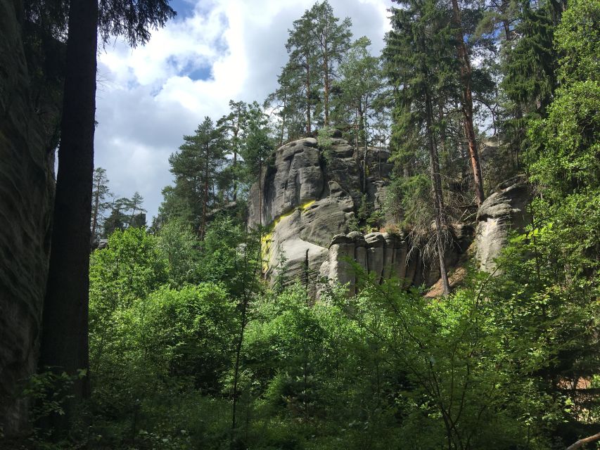 Adršpach: The Chronicles of Narnia Tour with Guide - Getting There From Wrocław: The Comfort Break and the Border Reality