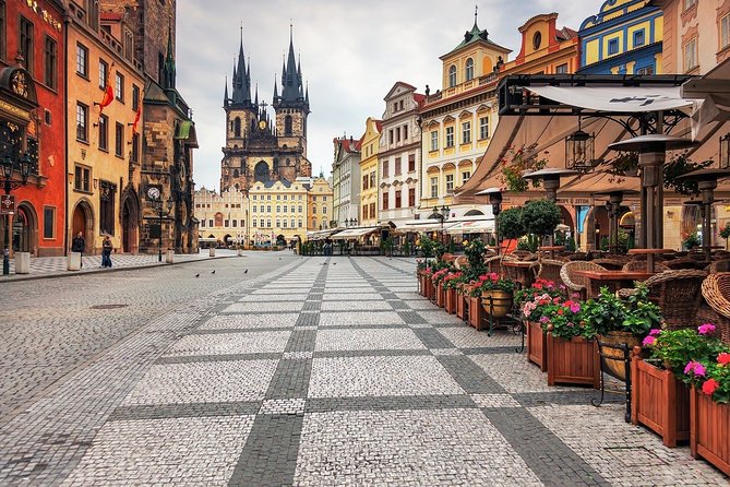 Airport Transfer: Prague Airport PRG to Prague by Luxury Van - What happens during the transfer ride