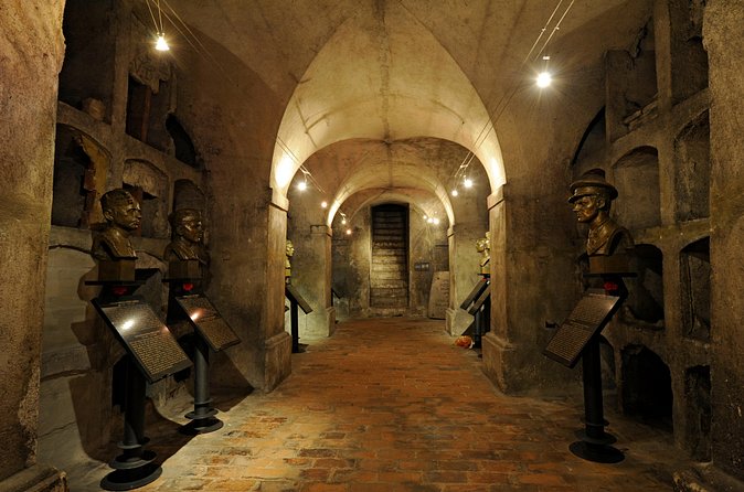 Anthropoid Tour - World War II in Prague - Pickup, minivan comfort, and how the 5-hour flow works