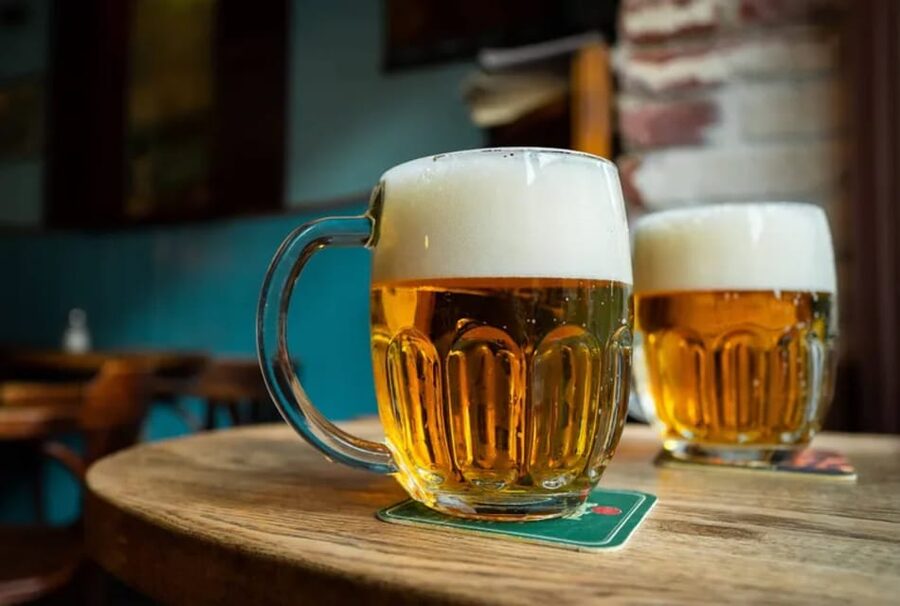 Beer Tour - Meeting at Starbucks, then finishing in Malá Strana