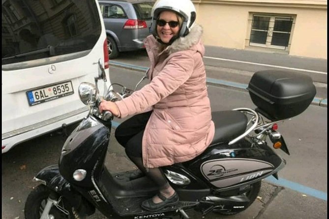 Big scooter tour of Prague, for two (audio guide) - Audio guide in English: how to use it so it doesn’t fight the ride