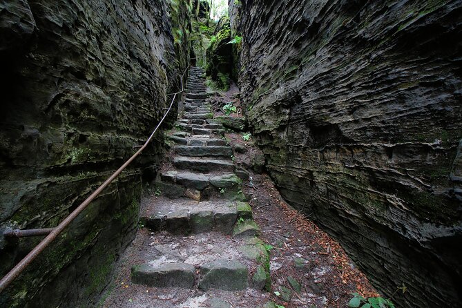 Bohemian Switzerland From Prague with Brewery Tour & Beer Tasting - Kapitán lunch break: VIP seating, a la carte choices, and veggie coverage