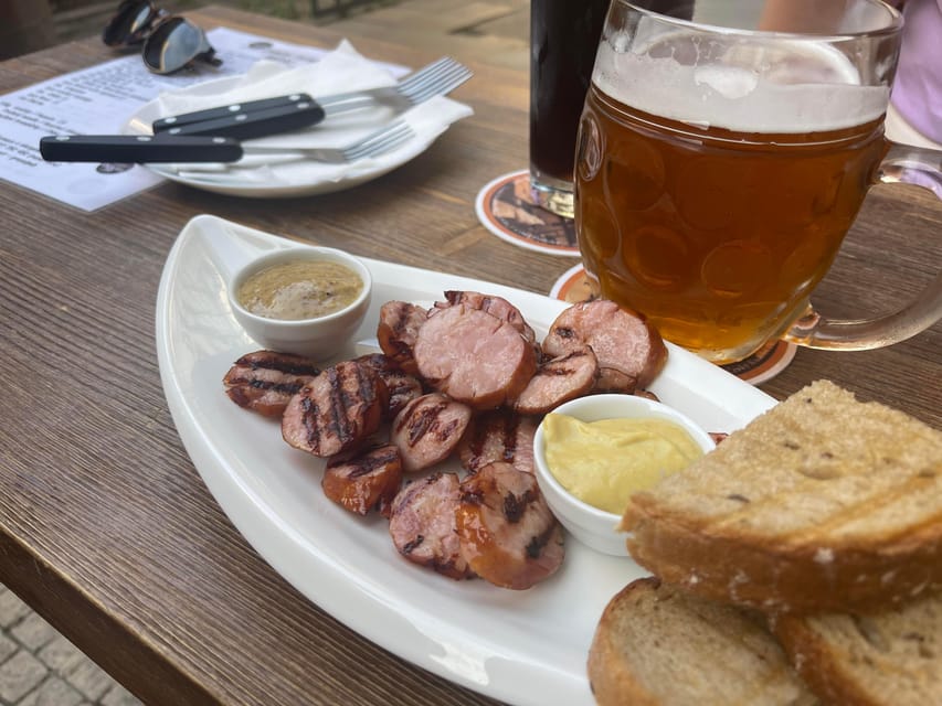 Brno: Food tasting tour in Hidden Gems (Small Groups) - Stop-by-stop: sweet Koláč to kick things off