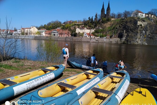 Canoe Prague – Splash into Fun! - Soaked or safe: flips, swimmers, and why your outfit matters