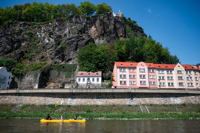 Canoeing on the Elbe river from Děčín to Bad Schandau - Starting at Kemp Děčín: what you’re handed and what you should confirm
