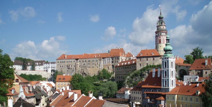 Český Krumlov: 2 Hour Private Walking Tour with Guide - Key things to notice on the walk