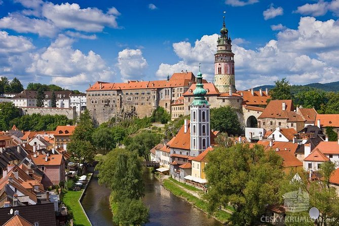 Cesky Krumlov Full day tour from Prague and back - The drive through countryside views (and why the timing matters)