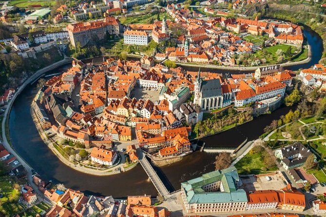 Český Krumlov & Holašovice UNESCO Village Small Group Day Tour - What the Pace Feels Like Over 10 to 11 Hours