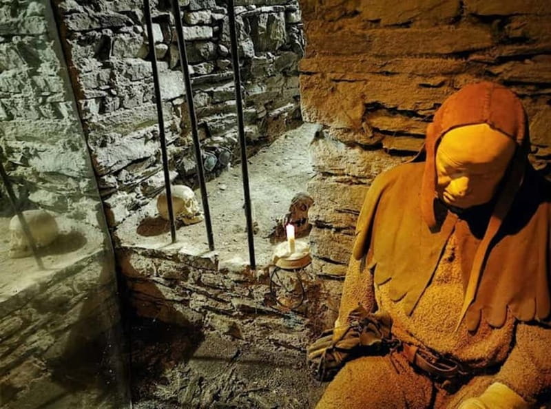 Český Krumlov: Museum of Torture Admission Ticket - What you’ll actually see: the 400 m² layout and how to pace it