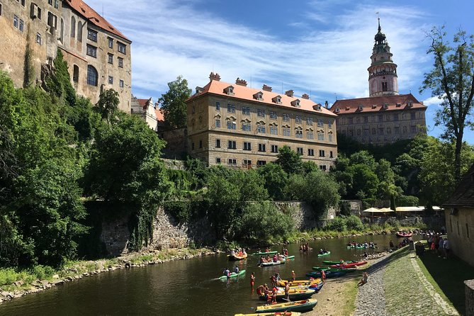 Cesky Krumlov Old Town Private Walking Tour - Historic center stop: the landmarks that create your map