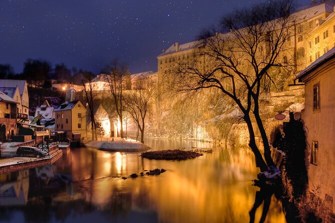 Cesky Krumlov Tour 4 hours - Finding your guide in Český Krumlov, from Svornosti Square to your hotel