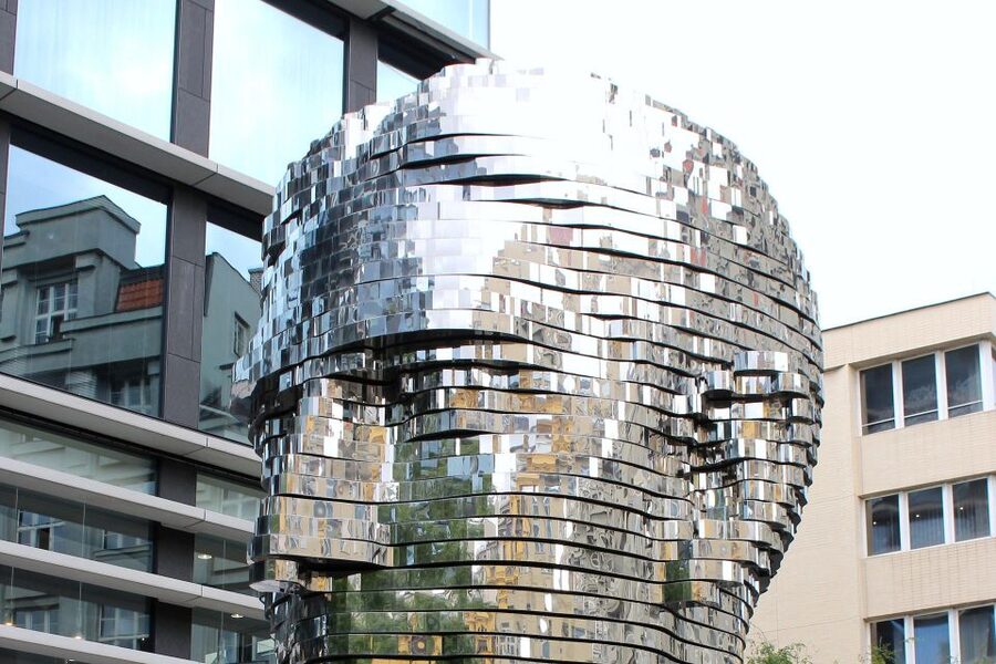 Contemporary art tour in Prague: the works of David Černý - Key things to know before you go