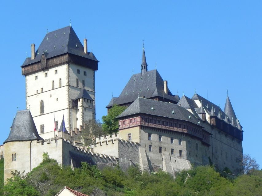 Countryside Bike Tour From Prague To Karlstejn Castle - Vltava and Berounka cycling: scenic breaks that keep the day fun
