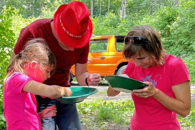 Countryside, Czech Garnet Panning, Farm,Lunch&Beer 4WD Adventure - The pace: easygoing car time with real countryside stops