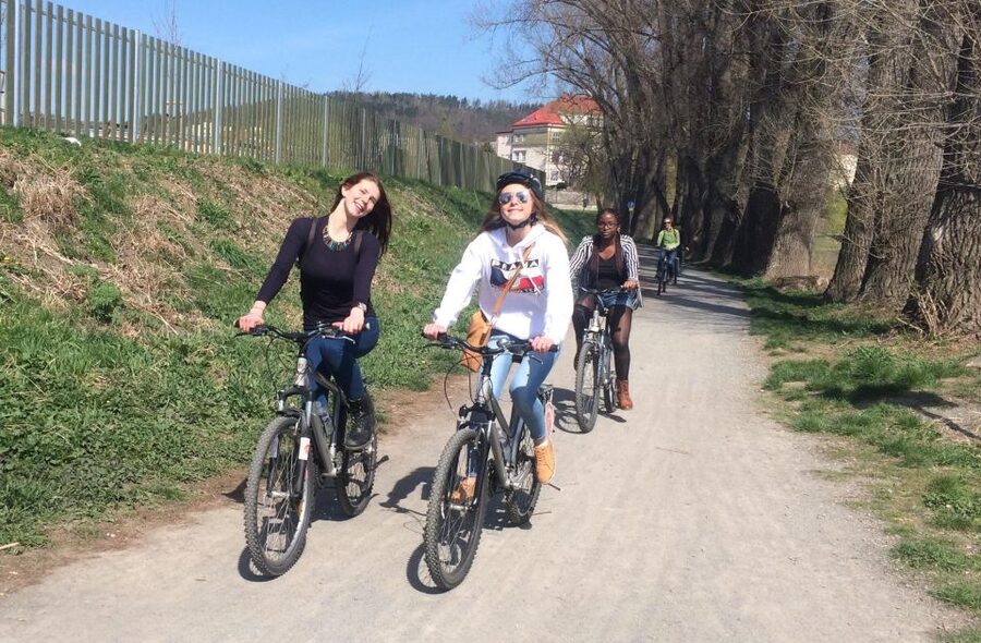 Coutryside bike tour to Karlstejn Castle. - Villages along the way: where the pace turns into scenery
