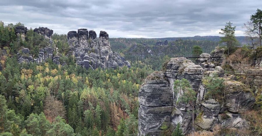 Day trip from Prague to Bohemian and Saxon Switzerland - What the guide experience feels like, especially with Valerij