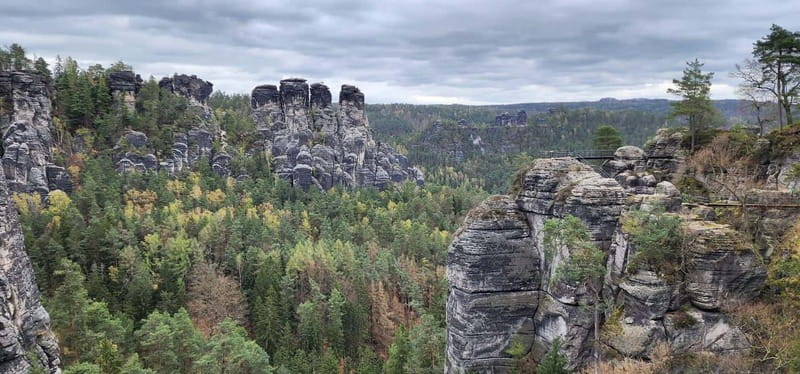 Day trip from Prague to Bohemian and Saxon Switzerland - Bastei: the best first look and a warm-up hike