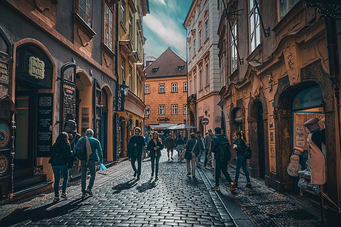 Discover Prague in Comfort: 9-Hour Private Car/Van (1–7 pax) - Josefov and the Jewish Museum area: synagogues and memory