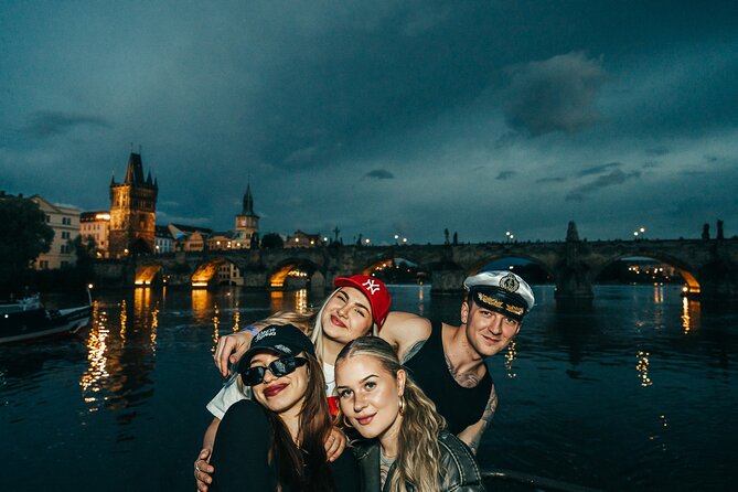 Drunken Monkey Prague Boat Party w/ 2hr Open Bar, DJ & Club Entry - A 8:00 pm party plan with actual momentum