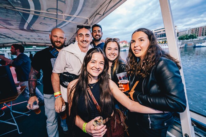 Drunken Monkey Prague Boat Party w/ 2hr Open Bar, DJ & Club Entry - The rooftop club after party and what the free entry means