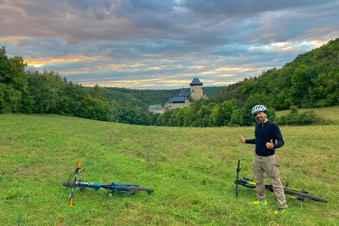 E Bike Day Trip I Visit a Roman Castle and Taste Craft Beer - Dobrichovice Coffee Break Behind a Medieval Setting