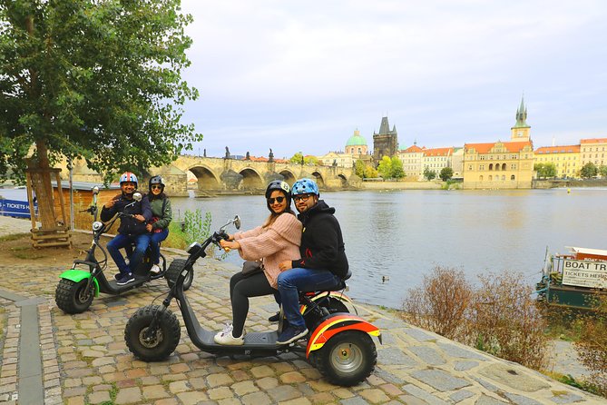 E-Bike, E-Scooter Viewpoint Fun Tour - Family-friendly rules: how kids ride safely