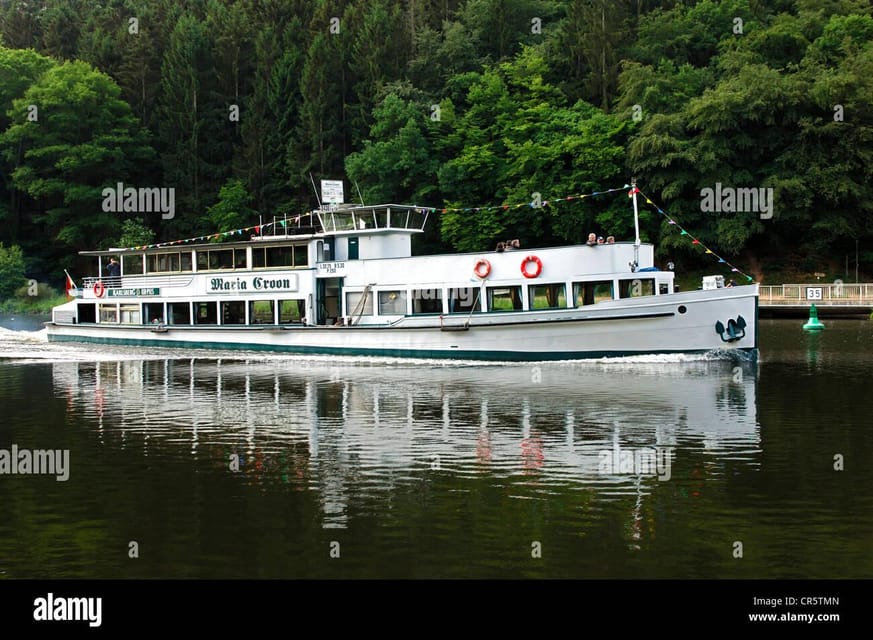 Exclusive Christmas cruise with Christmas Eve buffet - The value math: $243 for 110 minutes, is it worth it?