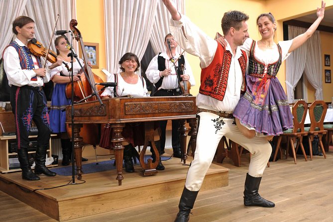 Folklore Evening with Music and Dinner - Key highlights to look for