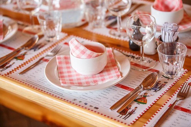 Folklore Evening with Music and Dinner - How interactive is it really, and what if you are shy?