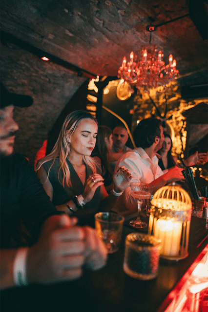 Friday Night Live Music in Old Town at Le Valmont - Timing and arrival: aim for an early drink before the music starts