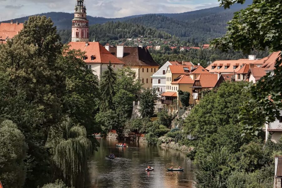From Prague: Český Krumlov Full-Day Tour with Pickup - Prague Pickup, Van Comfort, and the 2-Hour Countryside Stretch