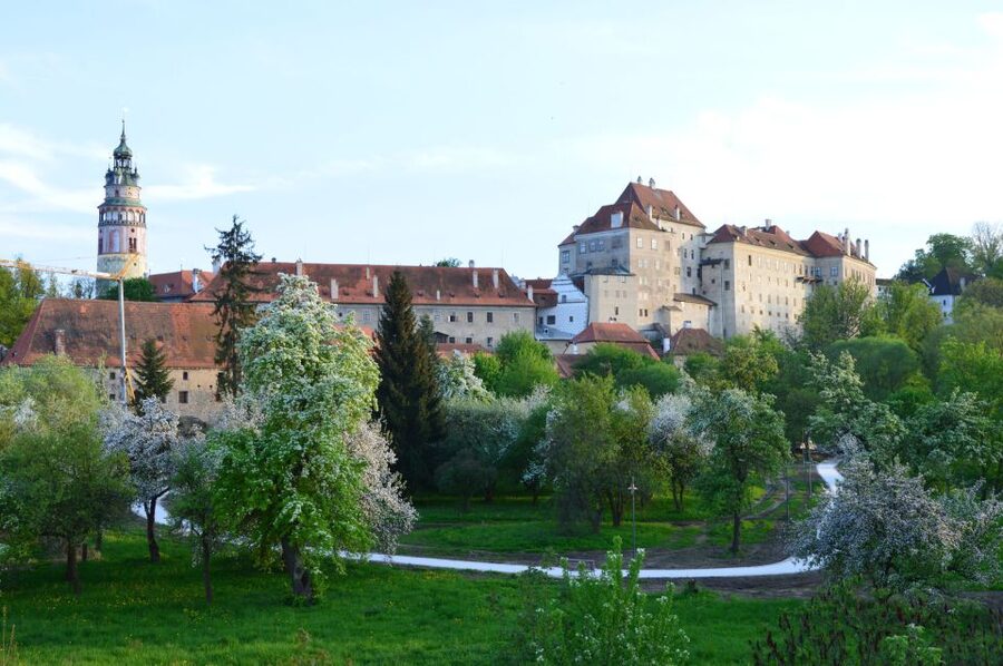 From Prague: Full-Day Trip to Česky Krumlov - Walking Český Krumlov’s UNESCO lanes (and how to enjoy them)