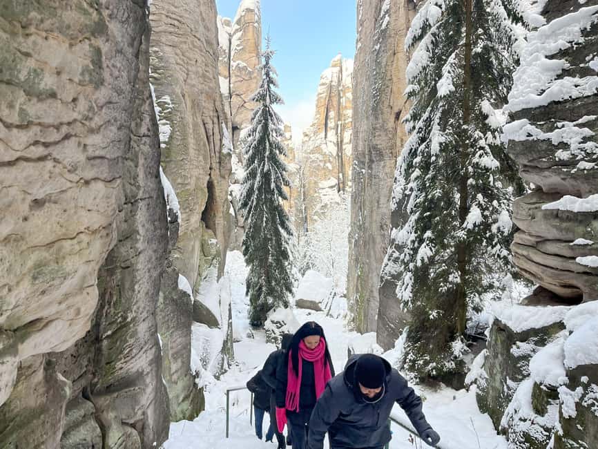 From Prague: Hike, Castle and Brewery in Bohemian Paradise - Beer time in Lomnice nad Popelkou, with the Monk’s Beer Cavern fallback