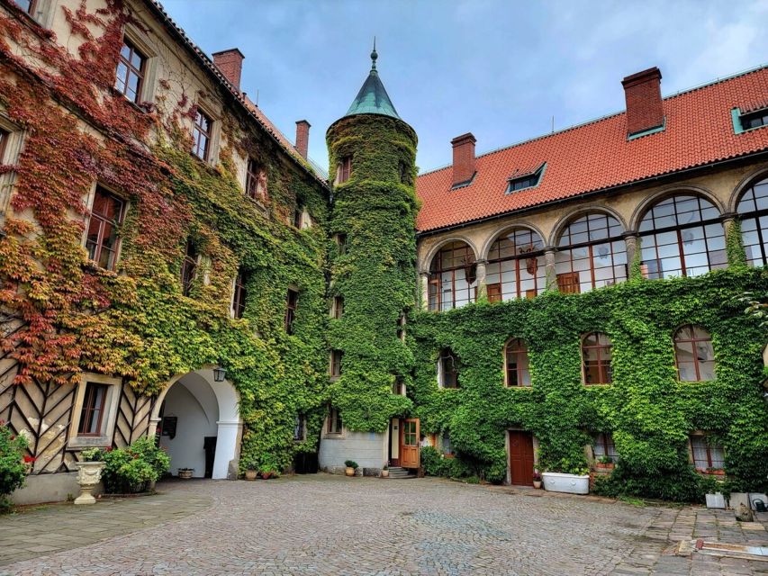 From Prague: Hike, Castle and Brewery in Bohemian Paradise - What to bring and how to handle the weather like a pro