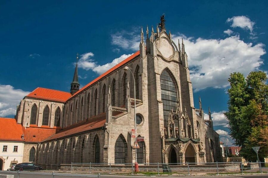 From Prague: Kutna Hora private Day Tour by car - Your UNESCO core: St. Barbara’s Church and the Assumption complex
