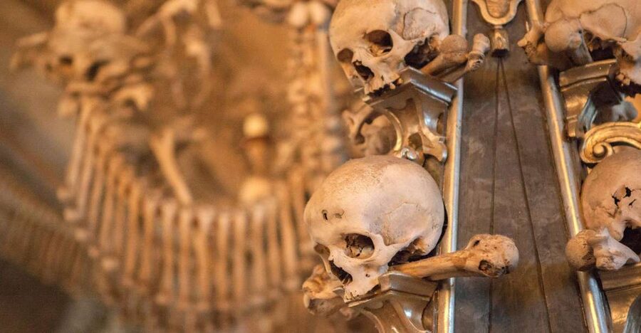 From Prague: Kutna Hora UNESCO Site Tour with Bone Chapel - Sedlec Ossuary Bone Chapel: how to look closely without taking a photo