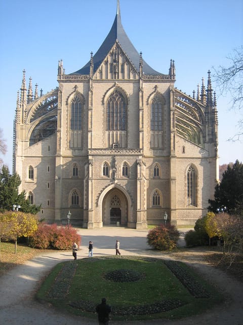 From Prague: Kutna Hora Walking Tour & St. Barbara Cathedral - Kutná Hora’s medieval mining town feel: UNESCO in real life