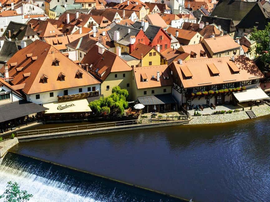 From Prague to Český Krumlov in a small group, with fun incl - Optional add-ons: Hluboká castle or Český Budějovice