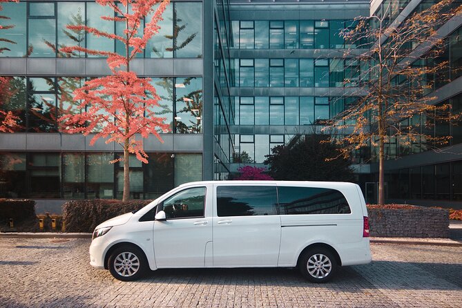 From Prague to Passau - Private Transfer by MINIVAN Mercedes Vito 8+1pax - Key things to notice before you book