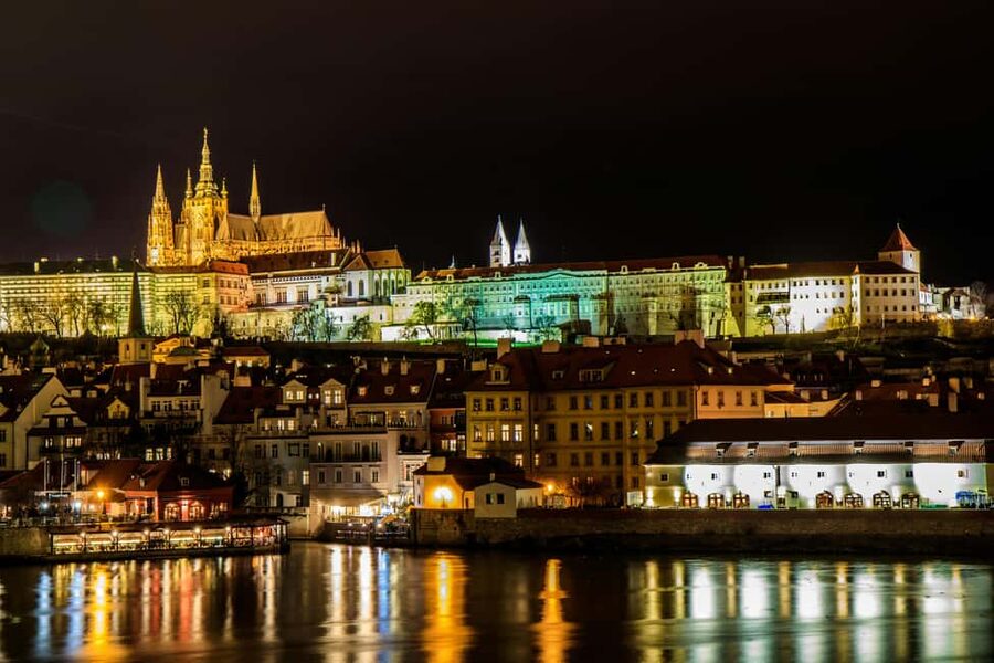 From Vienna: Day Trip to Prague and Brno with Transfer - Key things that make this tour worth your attention