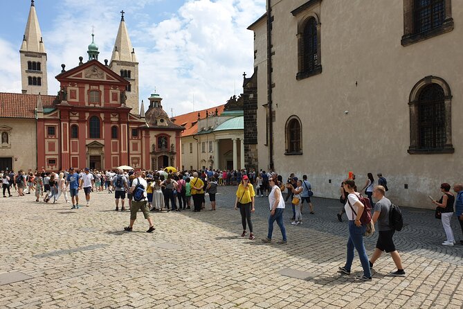 Get&Go: Prague Castle Ticket & E-Guide + Discount vouchers - St. Vitus Cathedral: stained glass, tombs, and St. Wenceslas Chapel