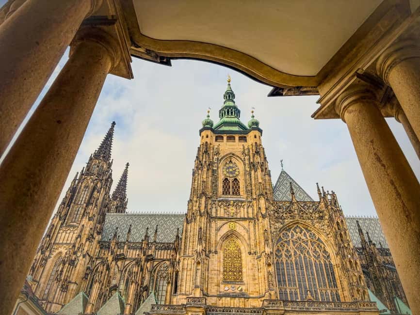 Get&Go:Prague Castle Ticket & E-Guide with Discount Vouchers - Prague Castle Entry Without the Ticket Line Stress